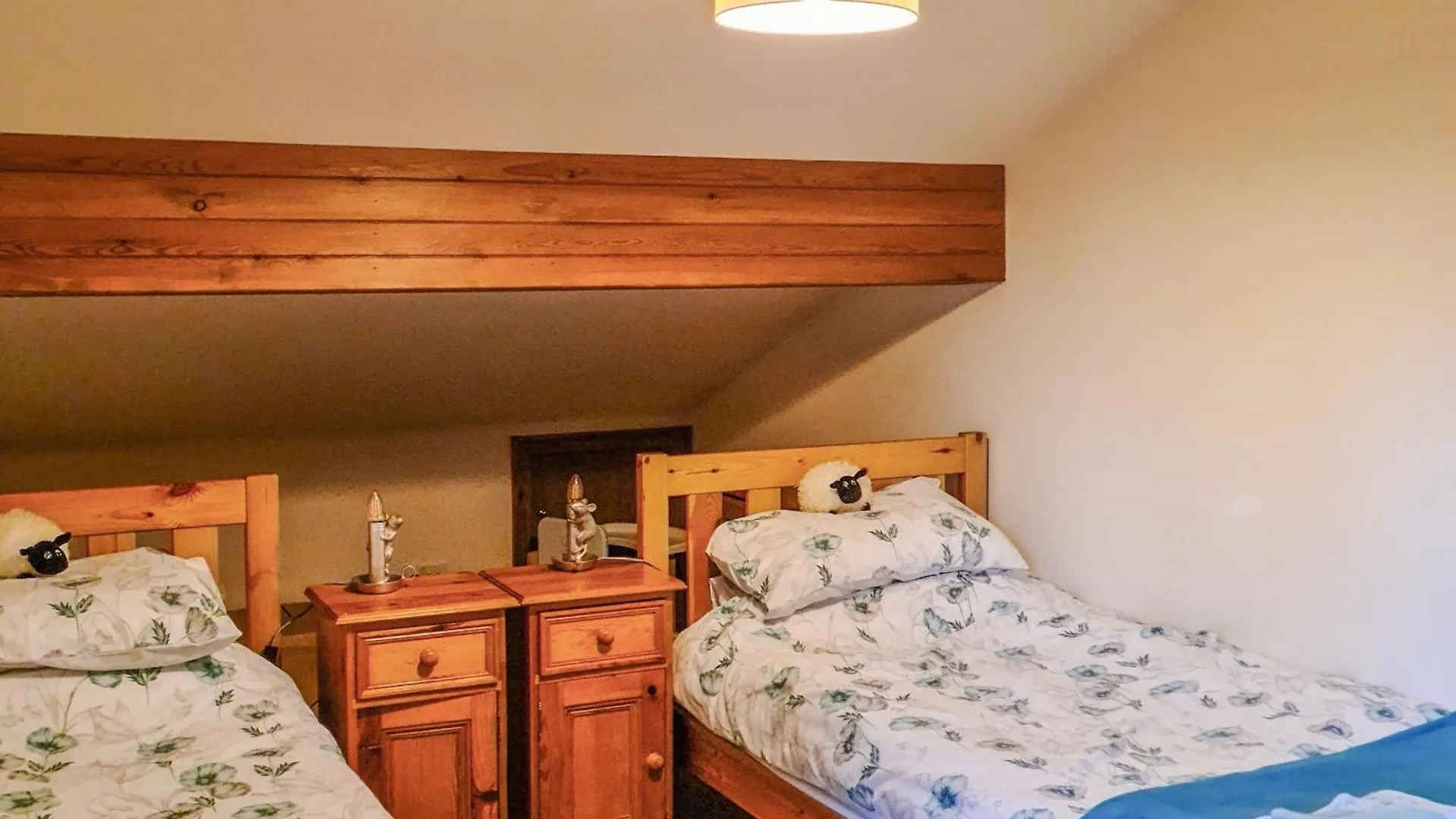 Hollin Bank Cottage Salterforth 0*,  United Kingdom